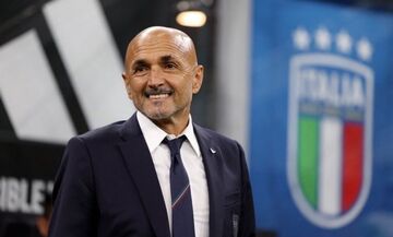 «Τρίζει» η καρέκλα του Λουτσιάνο Σπαλέτι
