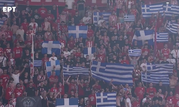 Ολυμπιακός - Παναθηναϊκός: Η ανάκρουση του Εθνικού μας ύμνου (vid)
