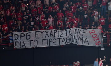 Πανό για τον Γιαννακόπουλο στο ΣΕΦ