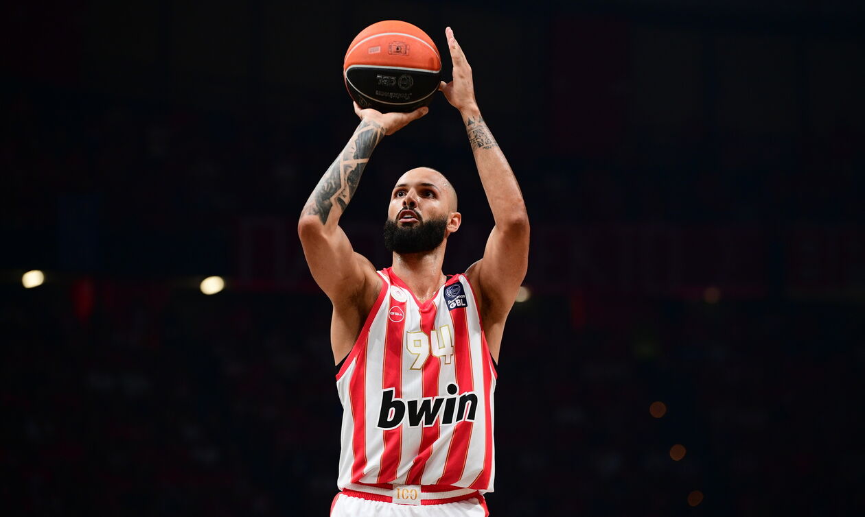 Eurobasket 2025: Αμφίβολος ο Φουρνιέ