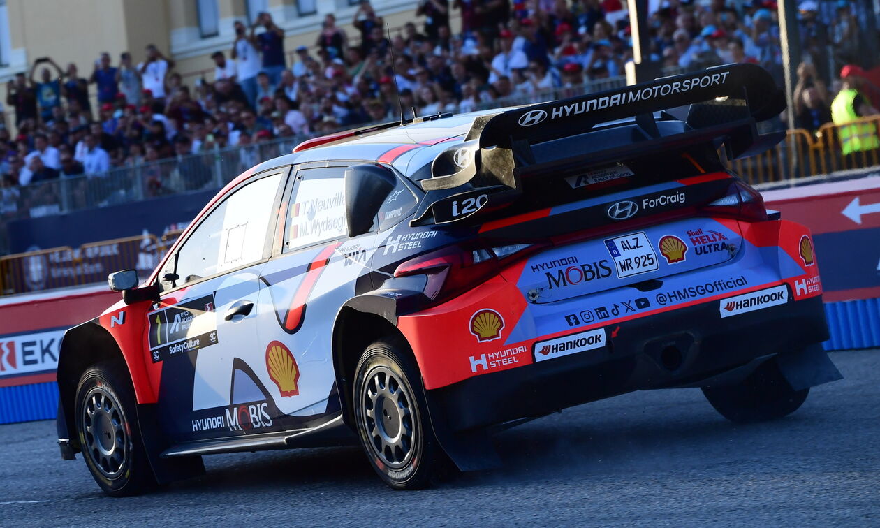 EKO Rally Acropolis 2025: Συνεχίζει στην κορυφή ο Τάνακ