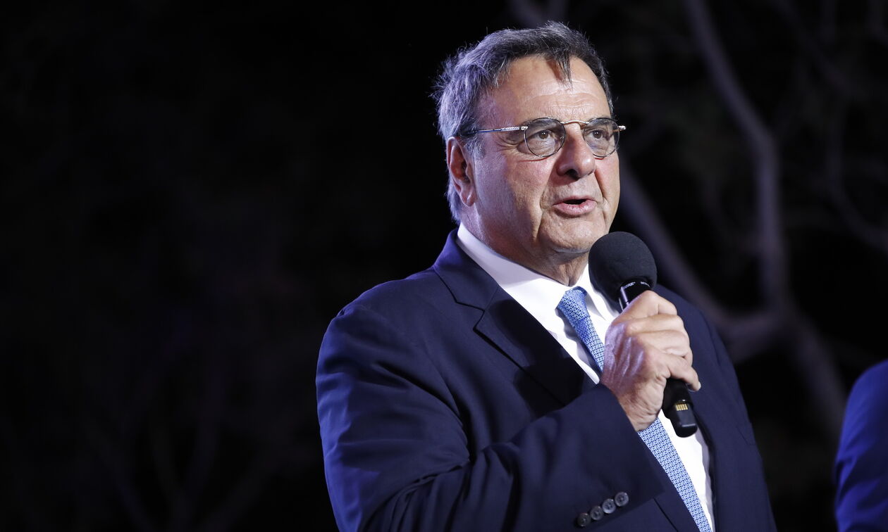 Κούβελος: «Ξέρω ότι στο Λος Αντζελες ο Μανόλο θα ξεπεράσει τα 6,20μ.»