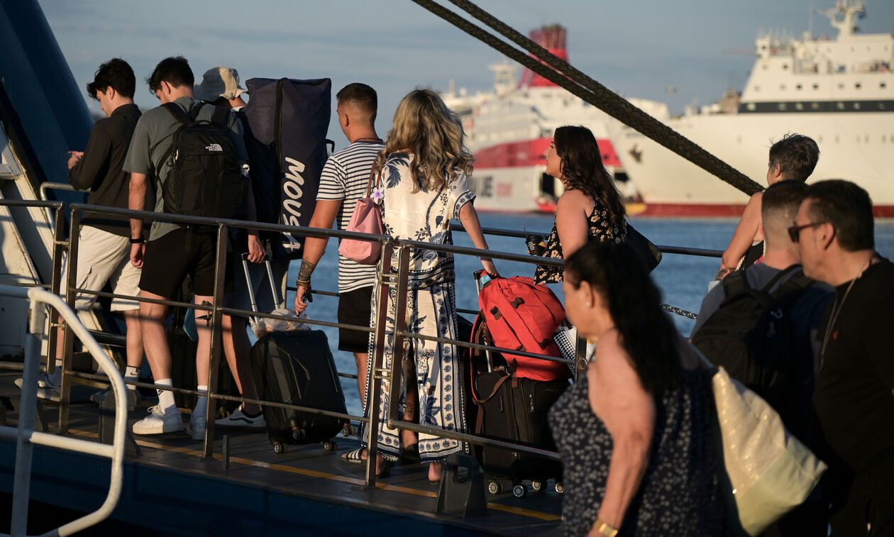 Αυξημένη κίνηση στα λιμάνια της χώρας - Υψηλές πληρότητες στα περισσότερα δρομολόγια