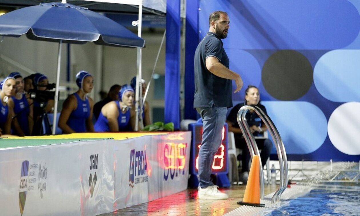 Ντόσκας: «Τα κορίτσια έδειξαν ψυχικό σθένος και κατέκτησαν το χάλκινο μετάλλιο» 