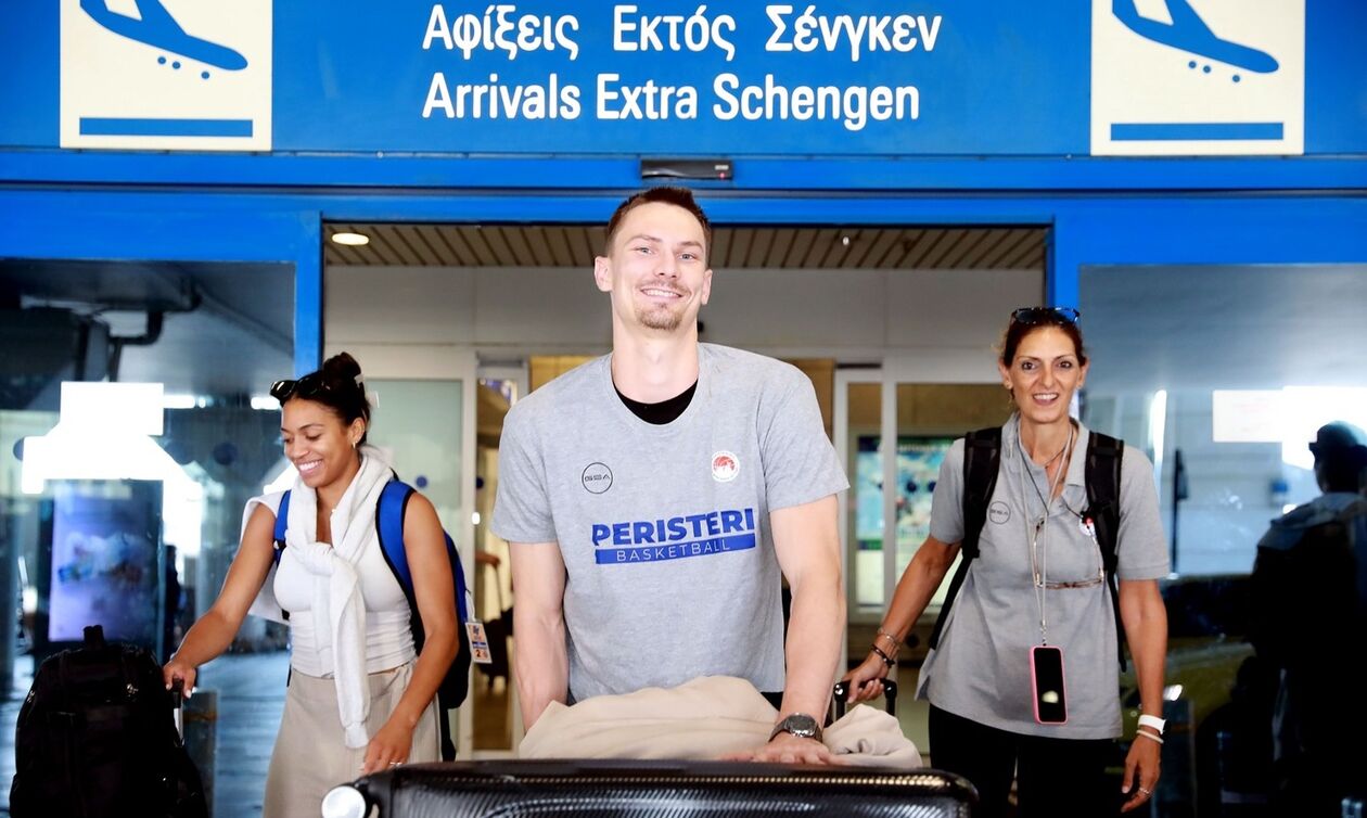 Στην Αθήνα ο Τζέικ Βαν Τούμπεργκεν για το Περιστέρι