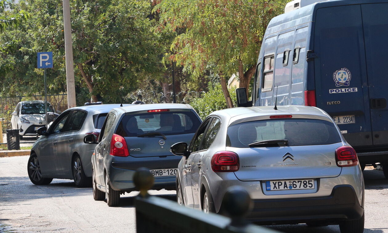 Κακουργηματική δίωξη για ναρκωτικά και οπλοκατοχή σε βάρος των έξι Τούρκων