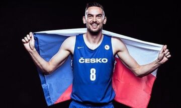 Σατοράνσκι: «Δεν είμαι σε θέση να βοηθήσω την εθνική Τσεχίας»