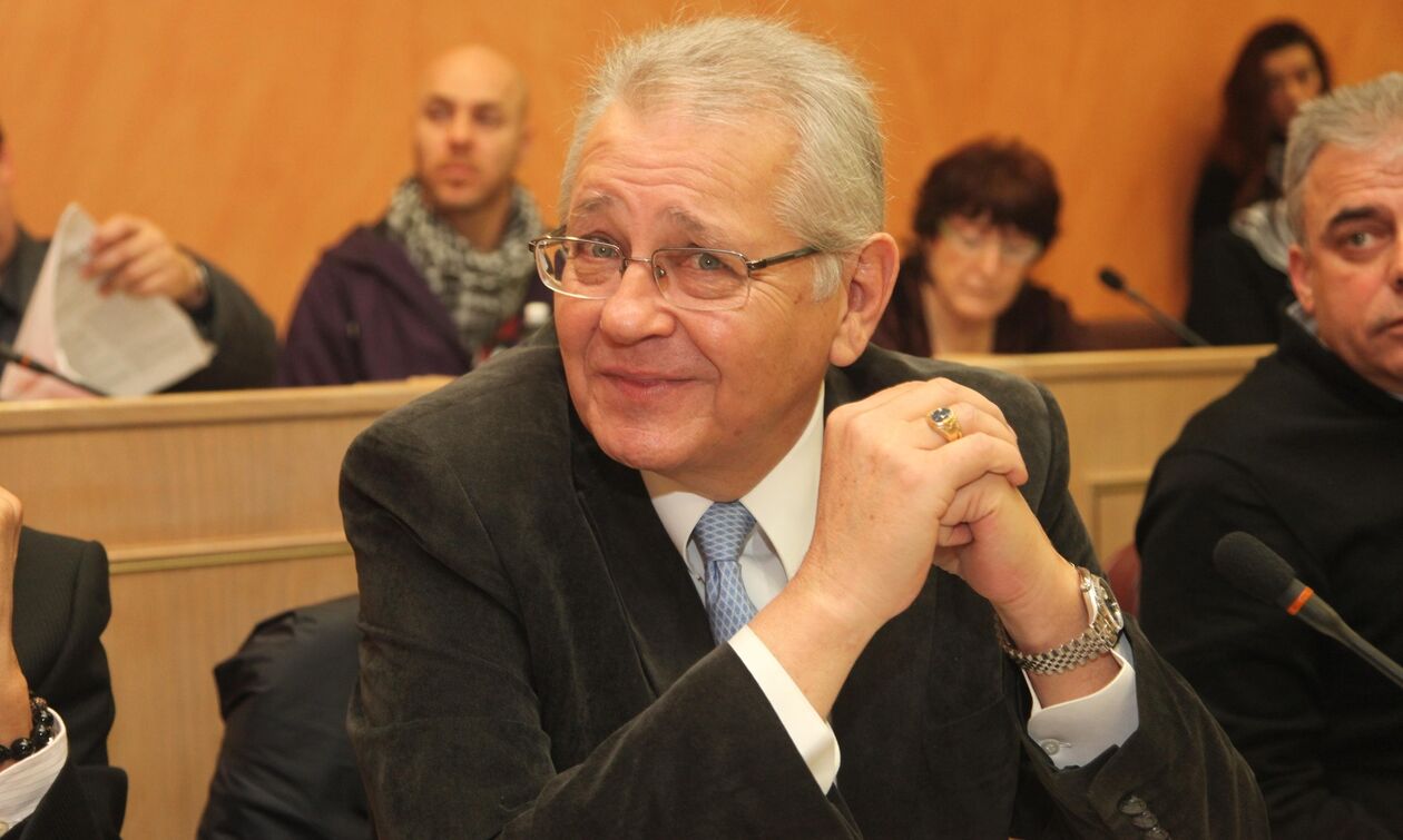 Απεβίωσε ο δημοσιογράφος Δημήτρης Κωνσταντάρας