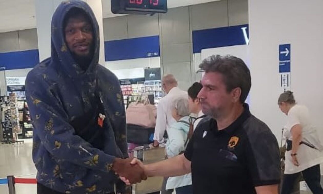 ΑΕΚ: Έφτασε στην Ελλάδα ο Κρις Σίλβα