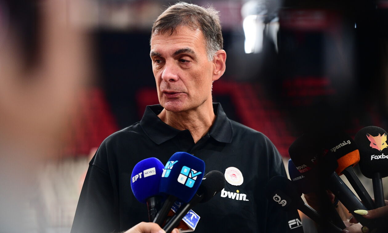 Μπαρτζώκας: «Πάντα κοιτάμε στην αγορά - Δεν θα πάρουμε παίκτη επειδή μας πιέζουν στα social media»