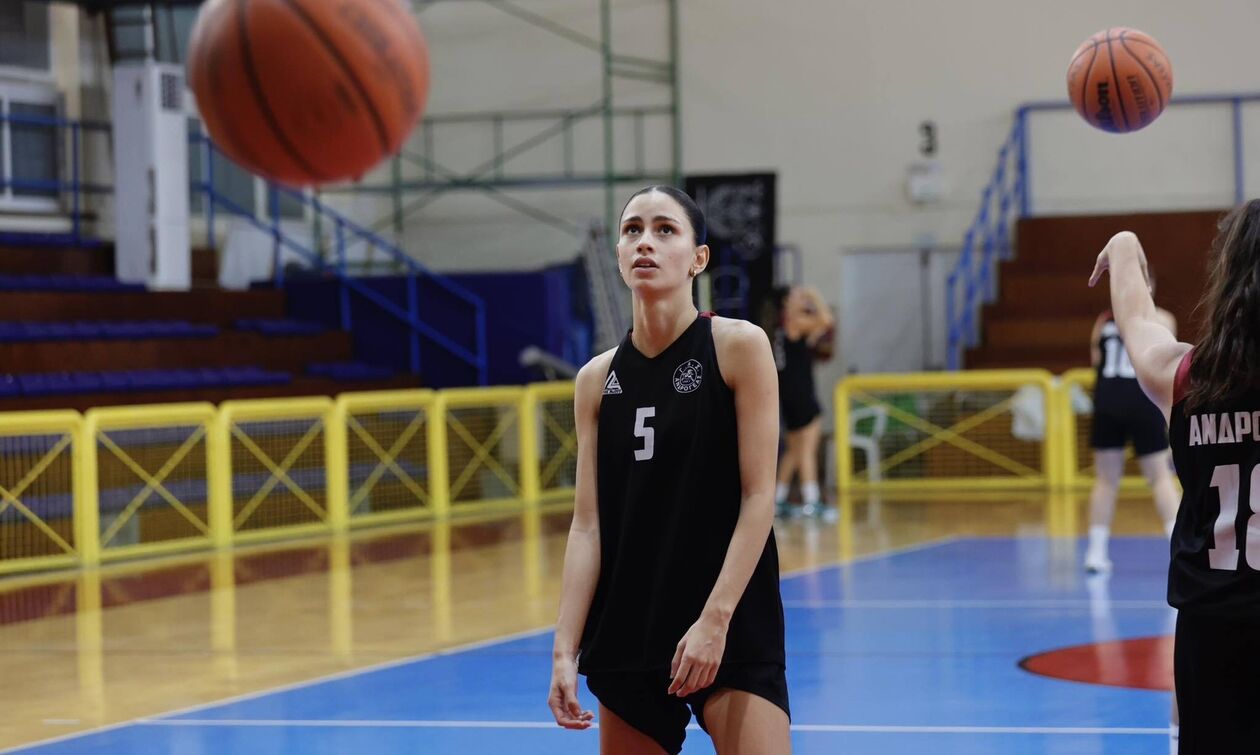 Ανδρογέας: Δεν αποχωρίζεται το πουλέν του! (pics)
