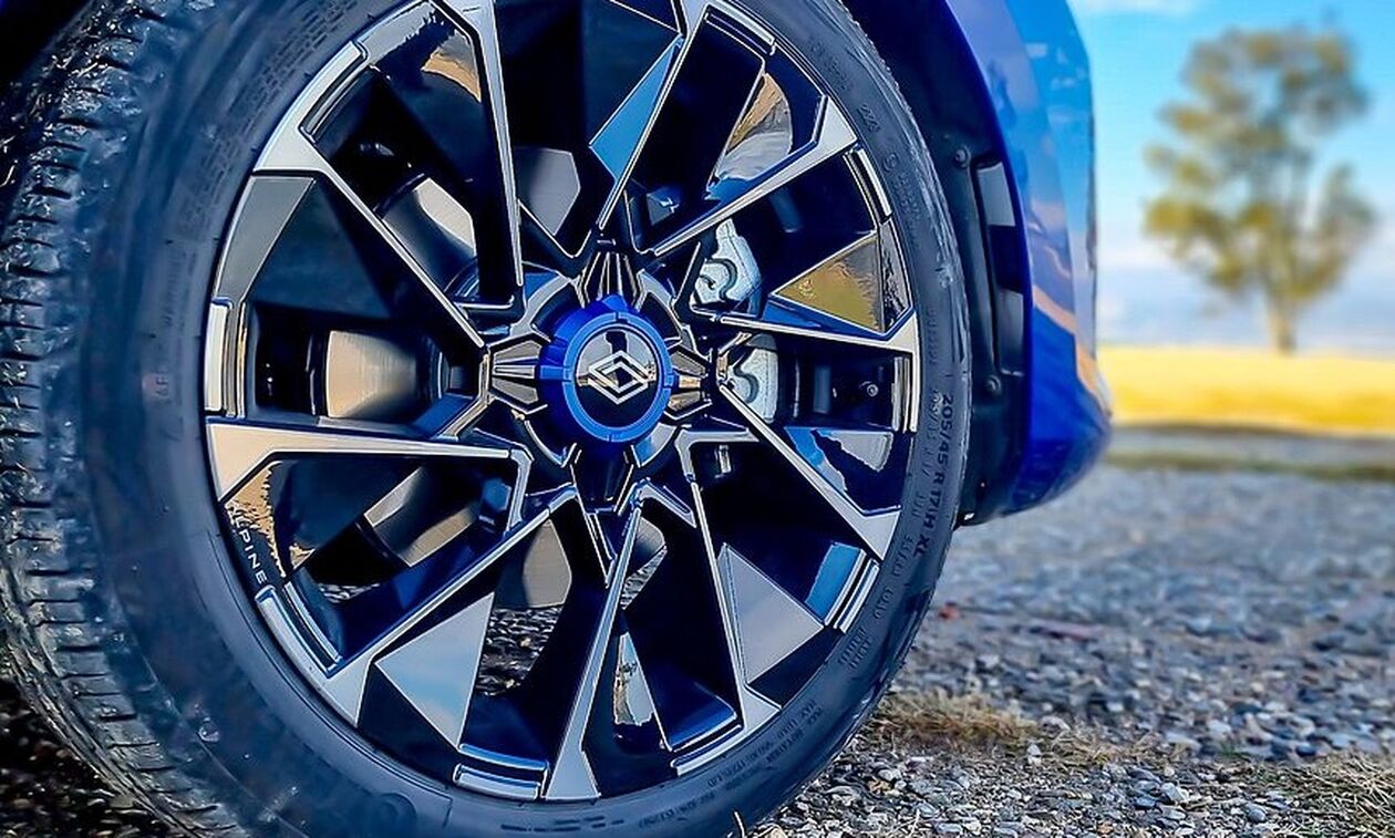 Η Renault μετρά αντίστροφα για την παρουσίαση του νέου Clio