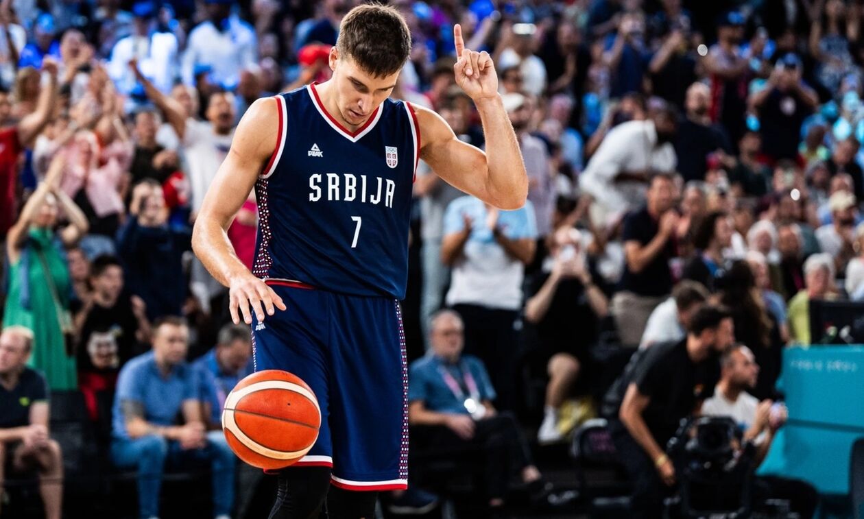 Eurobasket 2025: Αναχώρησε για τις ΗΠΑ ο Μπόγκνταν Μπογκντάνοβιτς