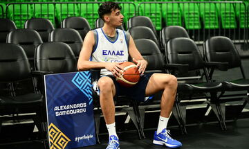 Χωρίς Σαμοντούροβ η Εθνική