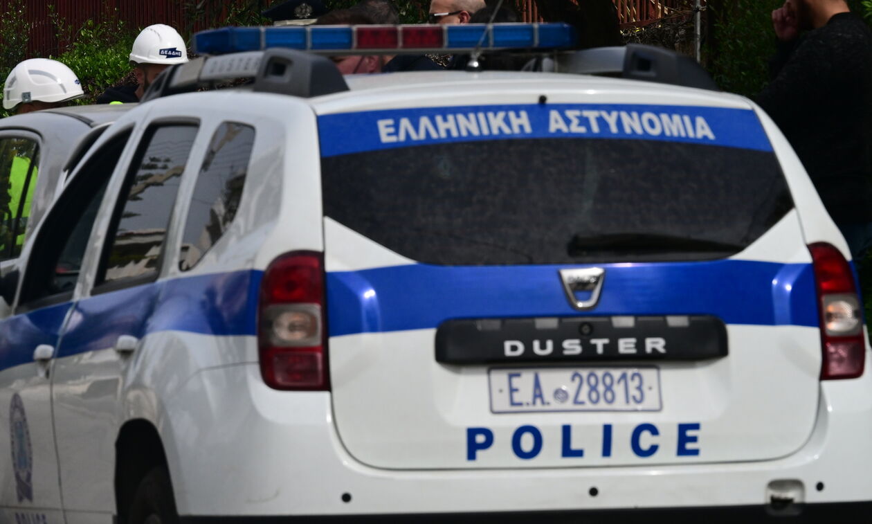 Ένοπλη ληστεία σε σούπερ μάρκετ στα Καμίνια