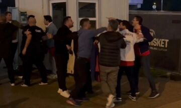  Ένταση μεταξύ Eλλήνων και Τούρκων μετά το τέλος του ημιτελικού, έξω από το γήπεδο