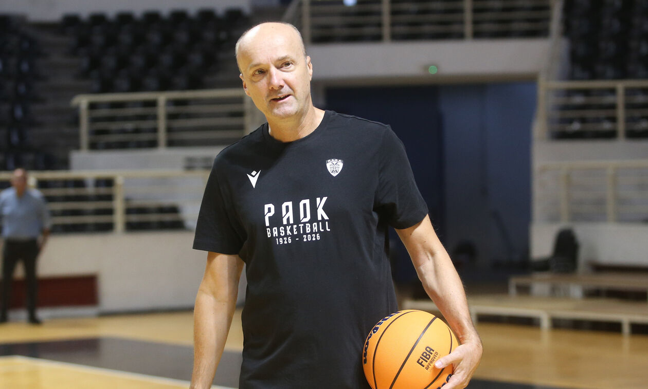 Ζντοβτς: «Σεβόμαστε κάθε αντίπαλο, εμπιστεύομαι την ομάδα μου»