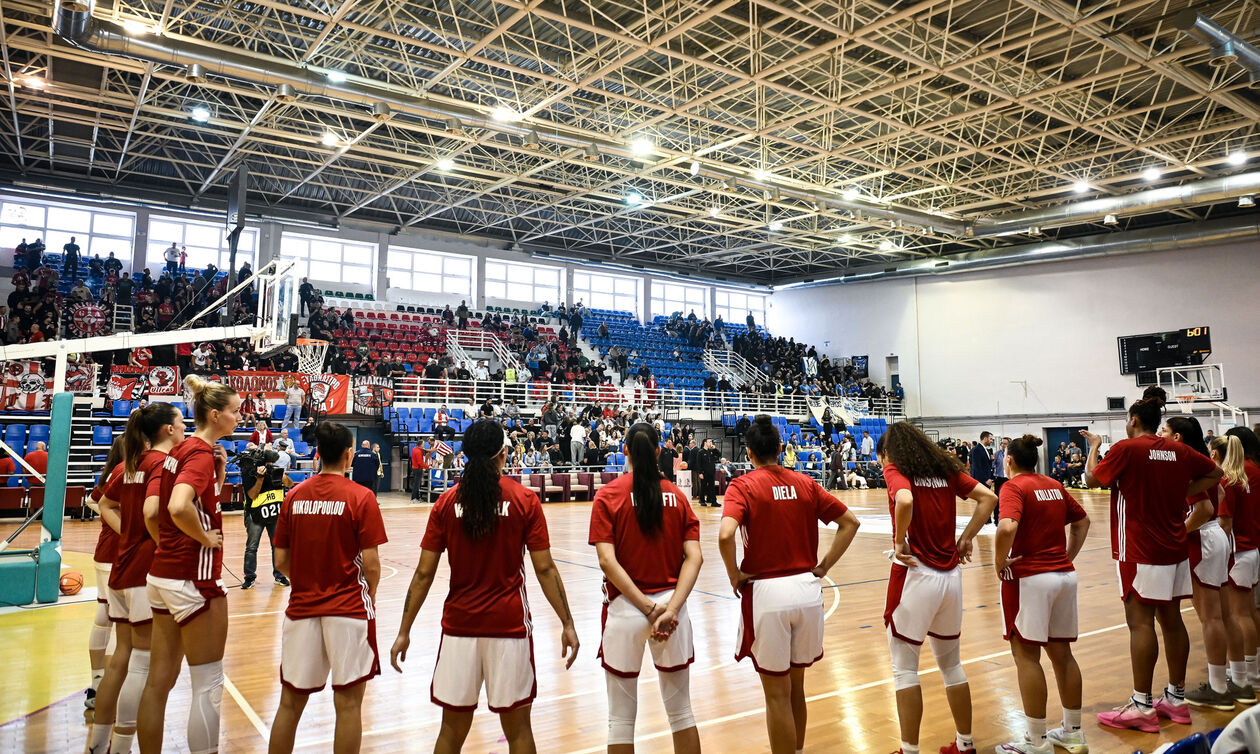 ΠΑΣ Γιάννινα - Ολυμπιακός 30-74: Δια περιπάτου το Σούπερ Καπ οι «ερυθρόλευκες»  