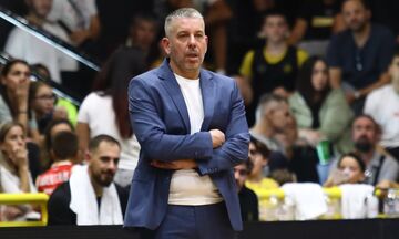 Παπαθεοδώρου: «Κοιτάγαμε τον Ολυμπιακό και ...ξεκουράστηκαν!»