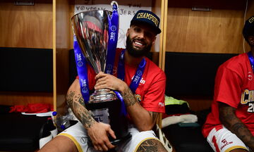 Φουρνιέ: «Ανανέωσα γιατί θέλω να ολοκληρώσω την καριέρα μου στον Ολυμπιακό»