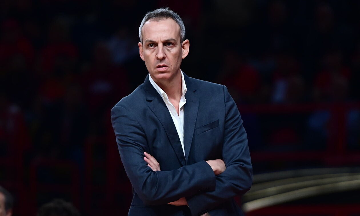 Κάτας: «Πρέπει να αντιμετωπίσουμε Μιλουτίνοφ και Βεζένκοφ»