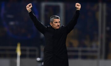 Λουτσέσκου: «Αφιερωμένη η νίκη στον Γιαννάκη και στη μνήμη του πατέρα του»