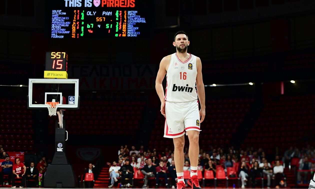 Greek Basket League: Τέταρτος σε ασίστ στην ιστορία του Ολυμπιακού ο Κώστας Παπανικολάου