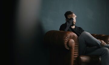 Πονοκέφαλος: Απλοί τρόποι να τον αντιμετωπίσετε χωρίς φάρμακα
