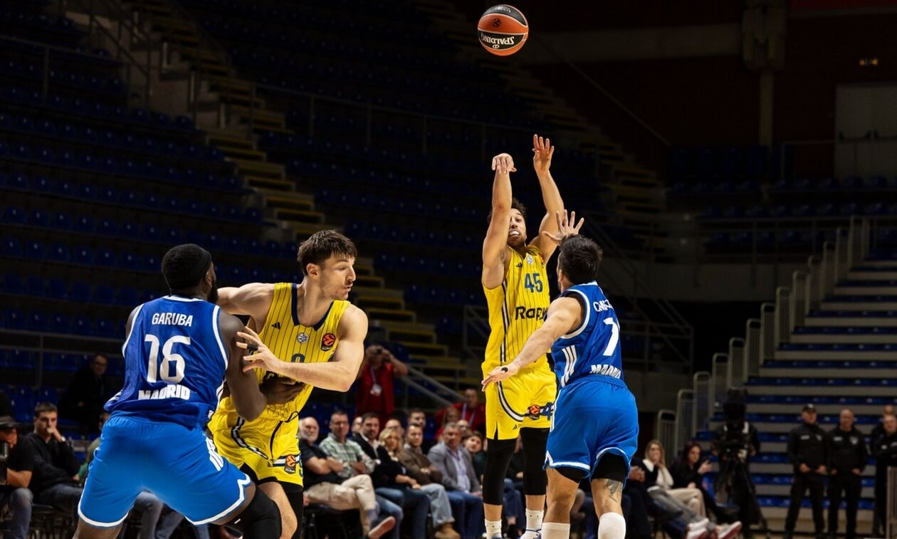 Μακάμπι Τελ Αβίβ - Ρεάλ Μαδρίτης 92-91: Ο Ταμίρ Μπλατ ντύθηκε...Σέιμπεν Λι και ξέρανε τη Βασίλισσα!