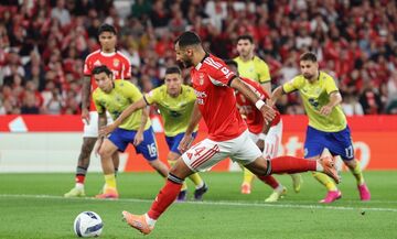 Χατ τρικ ο Βαγγέλης Παυλίδης στη πεντάρα της Μπενφίκα! (vid)