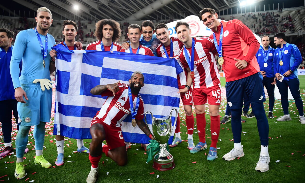 Ο Ροντινέι ευχήθηκε για την 28η Οκτωβρίου (pic)