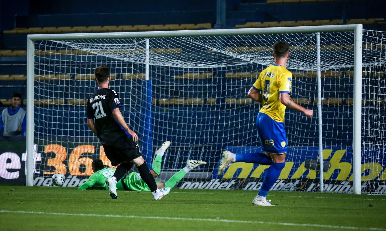 Παναιτωλικός - Ελλάς Σύρου 4-1: Με «καρέ» η πρώτη νίκη στην League Phase οι Αγρινιώτες!