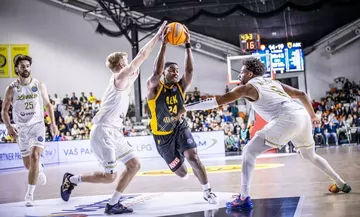 Λέβιτσε – ΑΕΚ 69-71: «Καθάρισε» ο Μπάρτλεϊ (highlights)