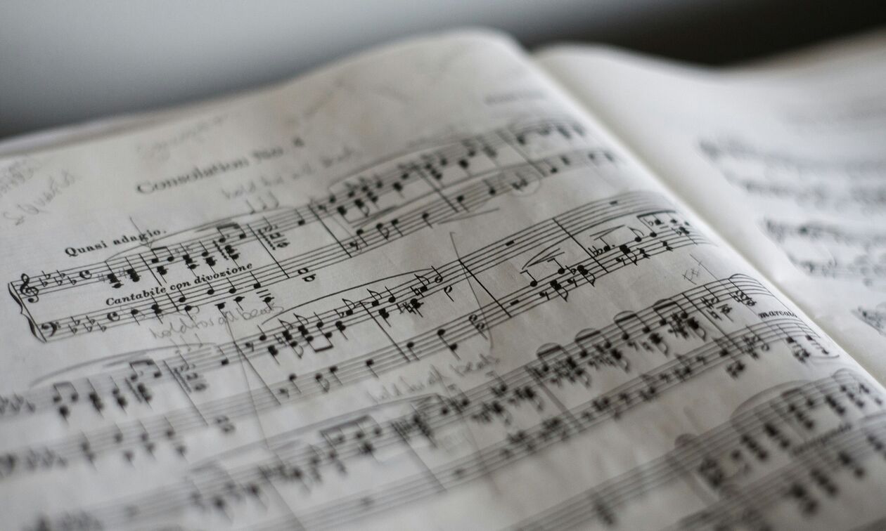 Άνοια: Η μουσική μέχρι τα βαθιά γεράματα προστατεύει τον εγκέφαλο μας