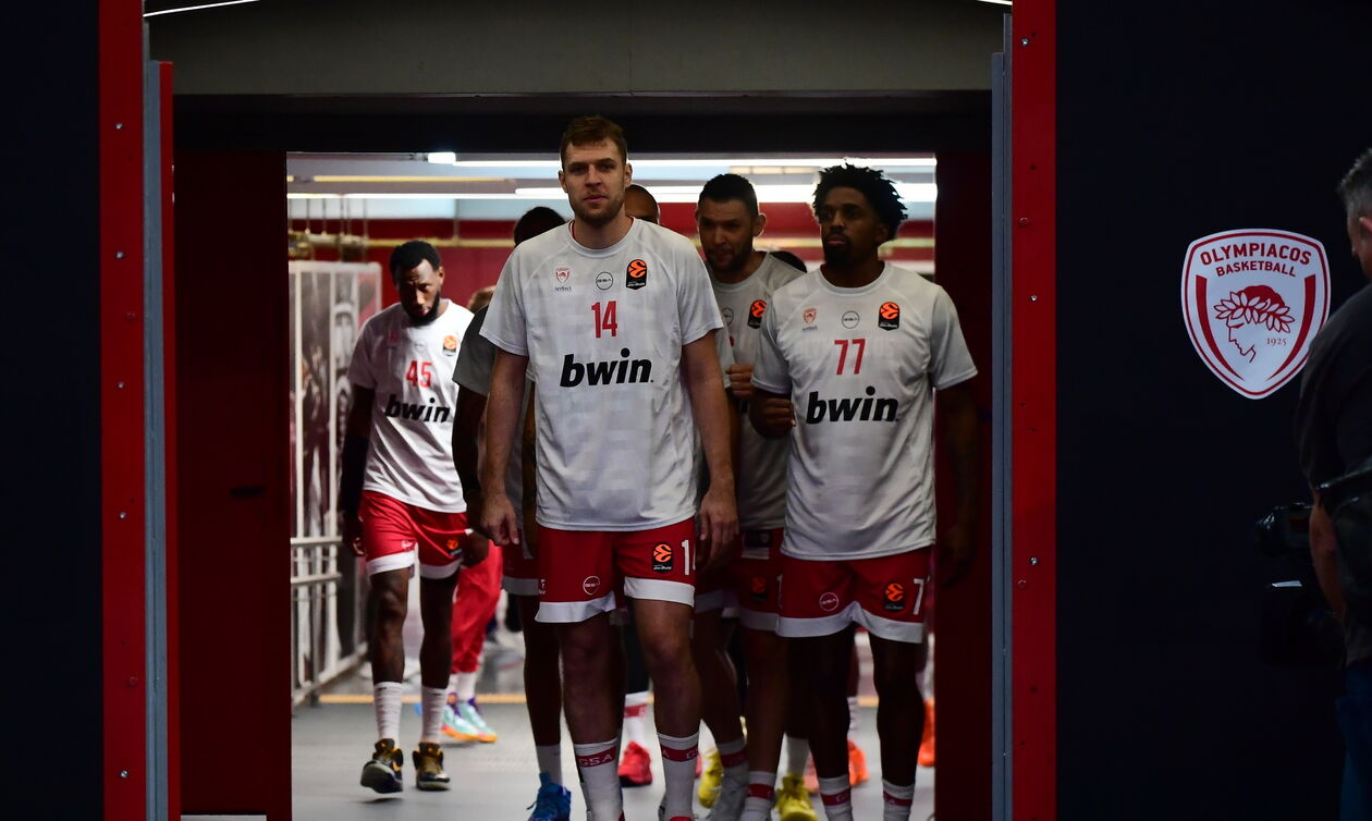 LIVE: Ολυμπιακός - Μονακό (21:15)