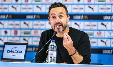 Ντε Τσέρμπι: «Δεν μπορούμε να έχουμε δύο διαφορετικές εκδοχές της ίδιας ομάδας»