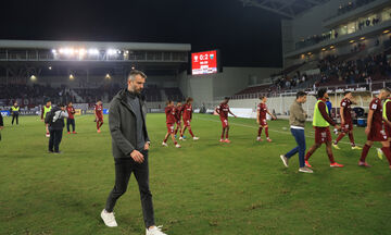 ΑΕΛ: Αποδοκιμασίες και κουβέντα με τους οπαδούς