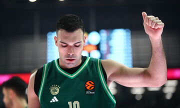 Παναθηναϊκός: Ανανέωσε και επίσημα ο Σλούκας