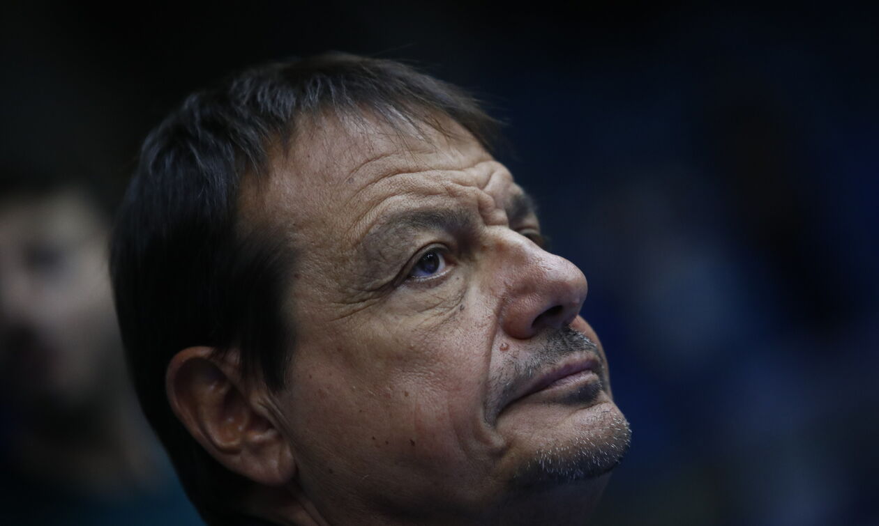 Αταμάν: «Δίμηνο συμβόλαιο για Φαρίντ, δεν υπάρχει πρόοδος με Μπάσι»