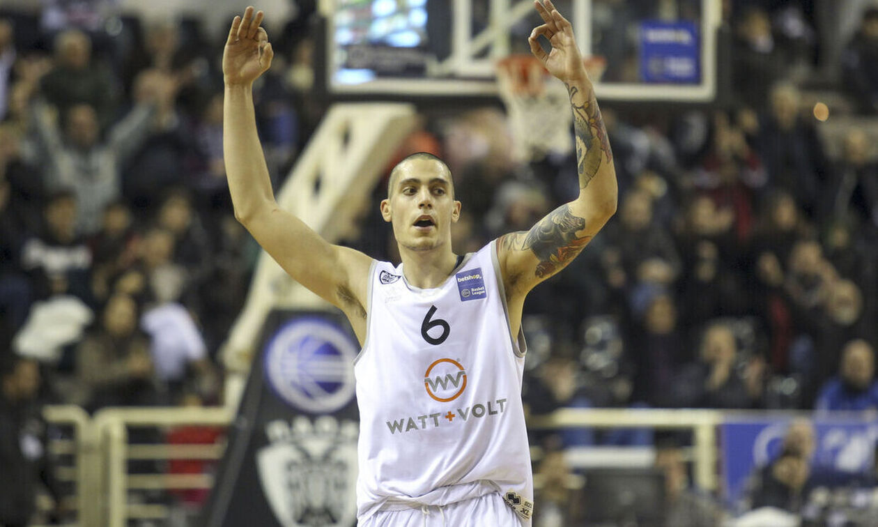 Κόνιαρης: «Είμαστε πεινασμένοι σε κάθε ματς»