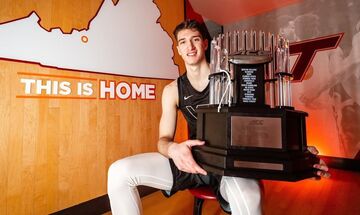 Ασύλληπτος Νεοκλής Αβδάλας: Πέτυχε 33 πόντους κι οδήγησε στη νίκη το Βιρτζίνια Τεκ! (vid)