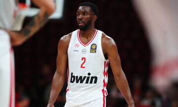 Έβανς: «Προσπαθούσα κάθε μέρα να θυμίζω στον εαυτό μου το ποιος είμαι» (vids)