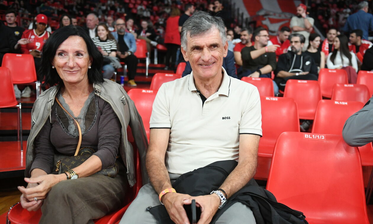 Ο ποδοσφαιρικός Ολυμπιακός στο ΣΕΦ (pics)