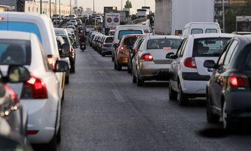 Κίνηση: Μποτιλιάρισμα σε Κηφισό και κέντρο 