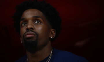 Ολυμπιακός: Χωρίς ΜακΚίσικ κόντρα στην Παρί 