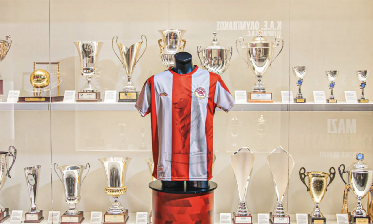 Η επετειακή φανέλα του Ερασιτέχνη Ολυμπιακού! (vid)