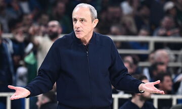 Αρμάνι: Παραιτήθηκε ο Μεσίνα, αλλάζει πόστο