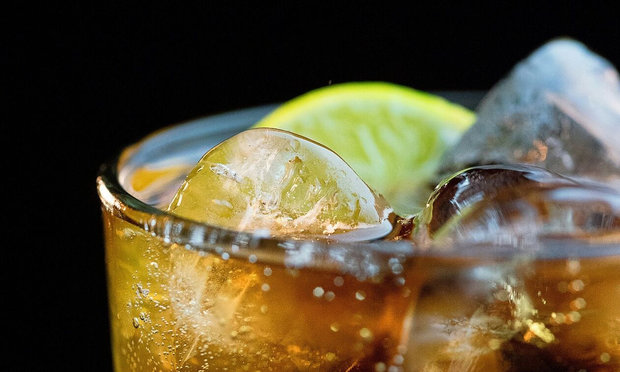 Συχνοουρία: Ποιες τροφές την προκαλούν