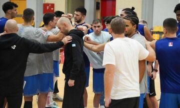 Προπονήθηκε στο βοηθητικό του ΣΕΦ ελέω... πλημμύρας η εθνική