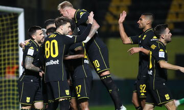 Άρης – Λάρισα 2-1: Επέστρεψαν με δραματικό φινάλε στις νίκες οι «κίτρινοι»